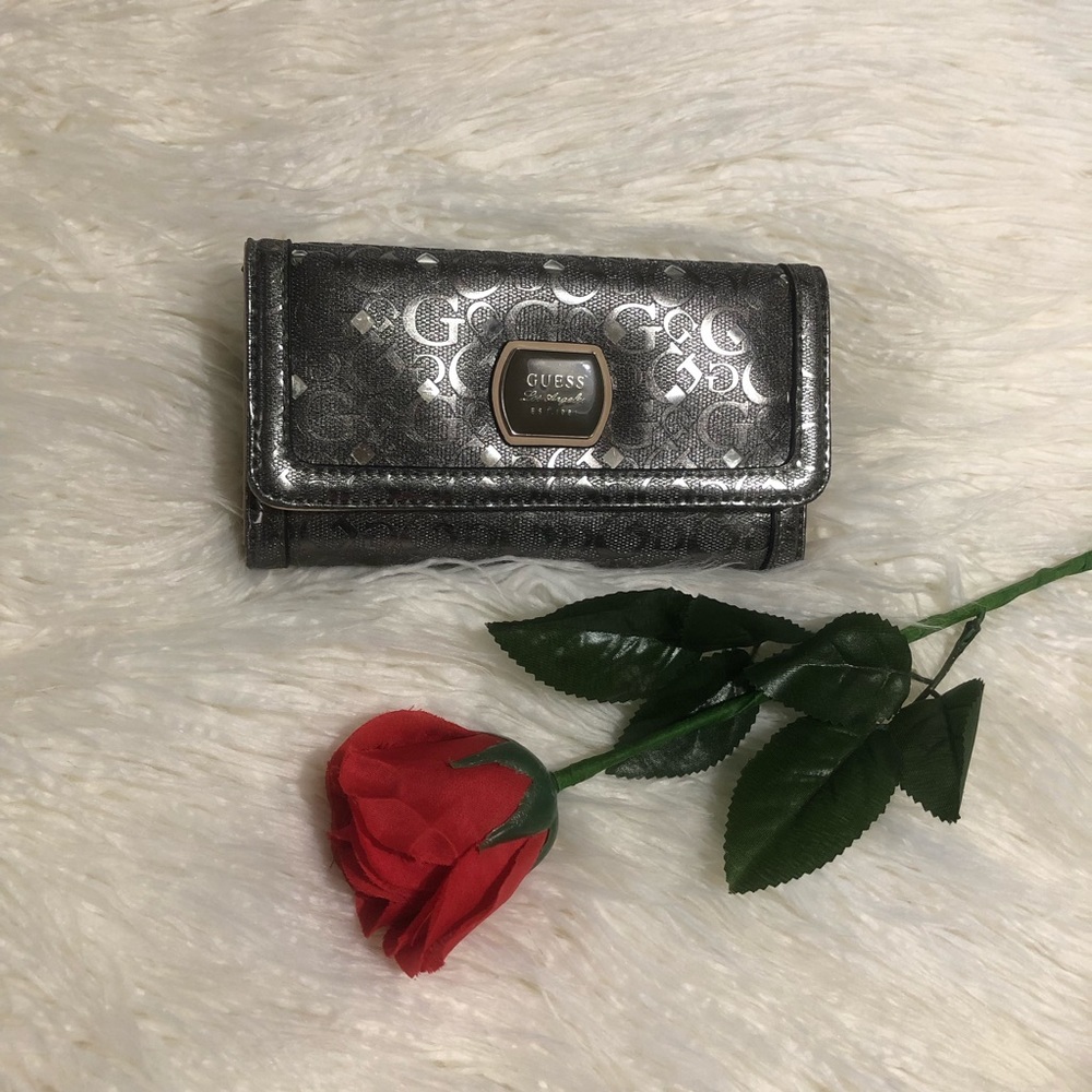 GUESS LOS ANGELES SILVER WALLET